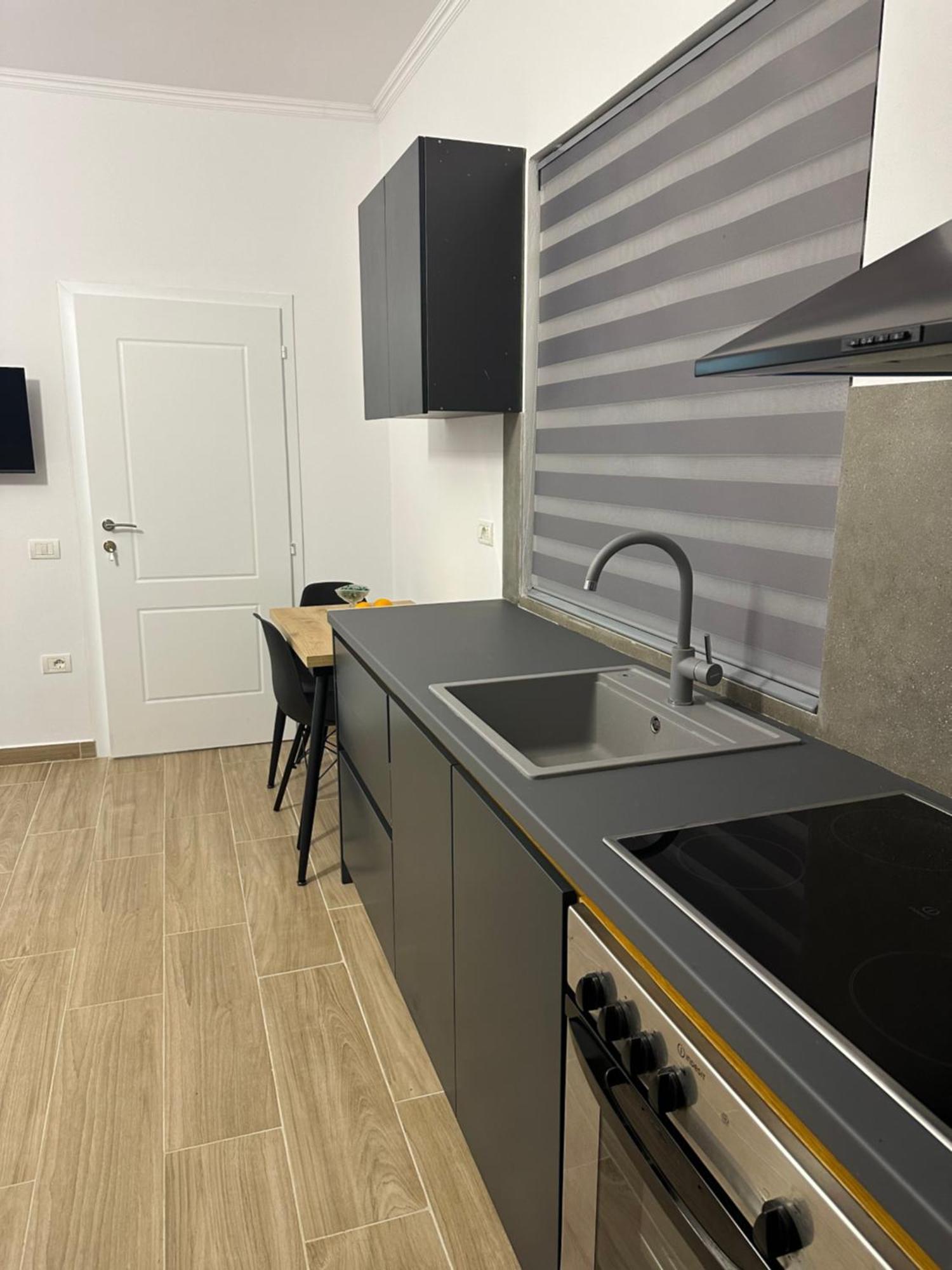 Lexhulo Room's * Domje