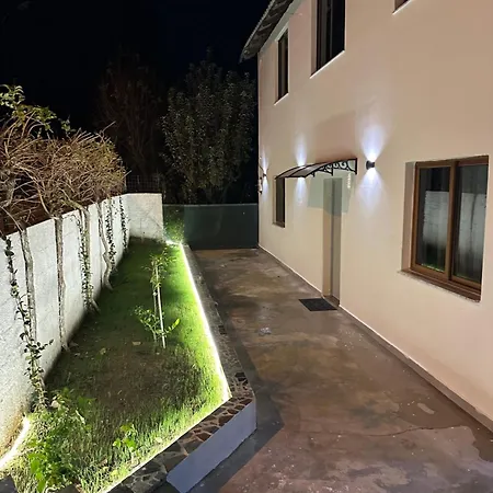 Lexhulo Room'S Domje Exterior photo